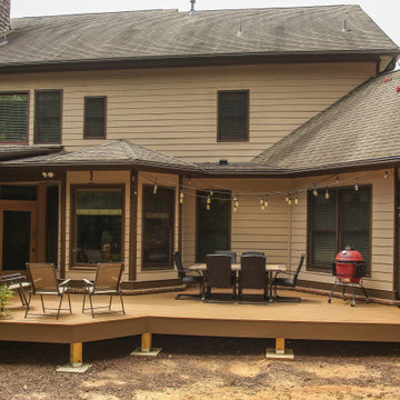 North Hall Screened Porch & Deck Repair