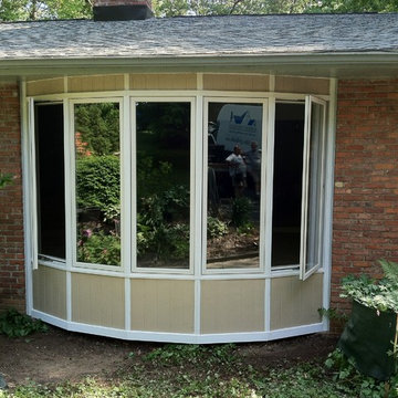 BAY BOW WINDOW