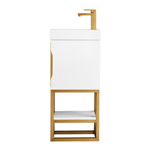 Mani Powder Room