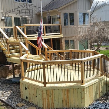 Multi Level Treated Deck w/ Deckorator Spindles