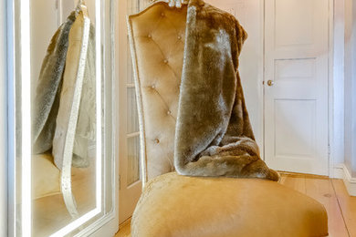 Example of a bedroom design in New York