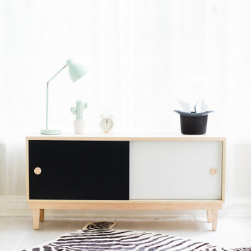 Lukka Modern Kids Credenza Console (maple / black)