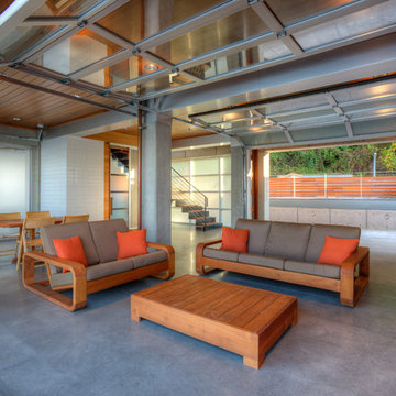 Tsunami House