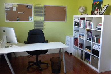 Trendy home office photo in San Francisco