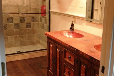 Mountain style bathroom photo in Portland Maine