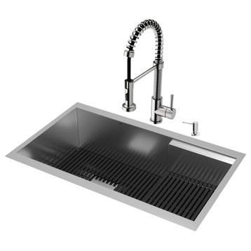 VIGO Hampton 32" Stainess Steel With Faucet, Matte Brushed Gold
