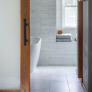 Colonial Home With A Contemporary Bath Makeover