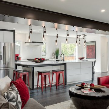 2017 Kitchen – between $50, 000-100, 000 Winner – Kon-Strux Developments