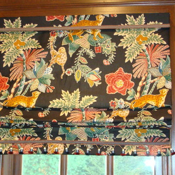 Roman Shade with trim