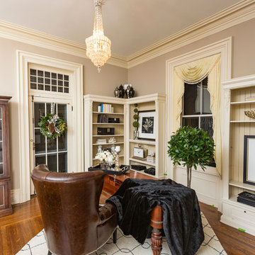 GLENDALE HOLIDAY HOME TOUR
