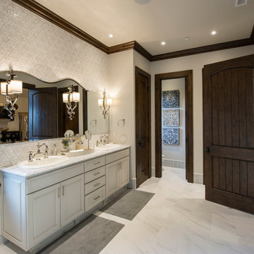 Gorgeous 14,000 Sq Ft Colorado Guest House