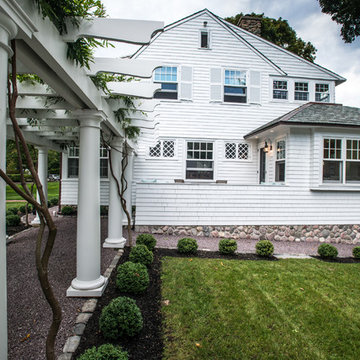 Traditional Cape expands outdoors