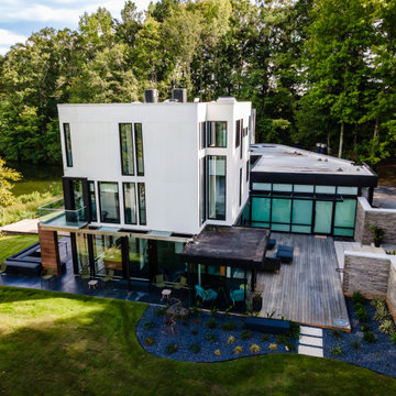 Reflections in Steel and Glass: A Story of Modern Representation