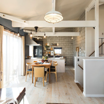 リビングダイニング