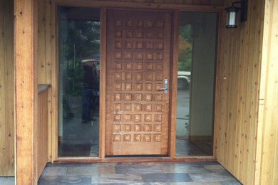 Entryway - transitional entryway idea in Seattle