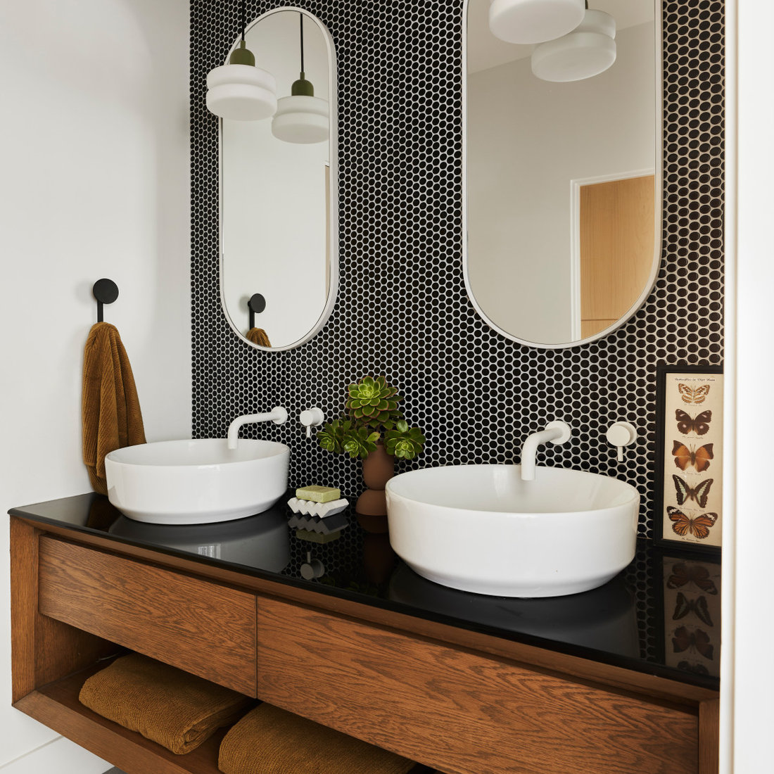 Earthy Modern Minimalist
