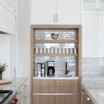 Milano + Classico - Designer White + Olmo Miele - Kitchen