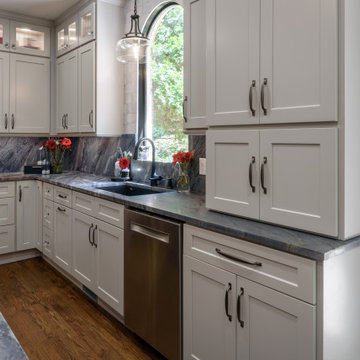 Grandmar Chase Kitchen