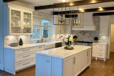 Kitchen - kitchen idea in Atlanta