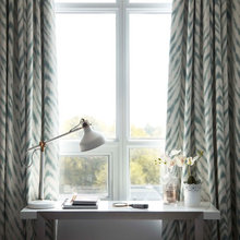 bedroom drapes