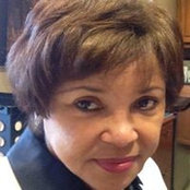 Loyce Smith's photo