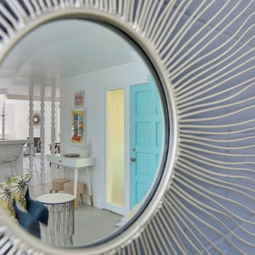 Santa Cruz Entry Room Reflection