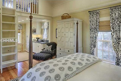 Inspiration for a timeless home design remodel in Dallas
