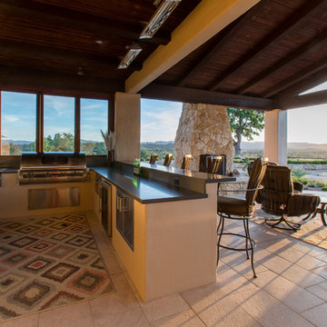 Castillo Residence