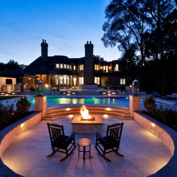 Custom Pool, Spa & Outdoor Living Space - Arlington Heights, IL
