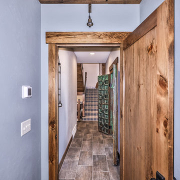 Riverside Haven - Hallway