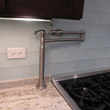 Pot filler