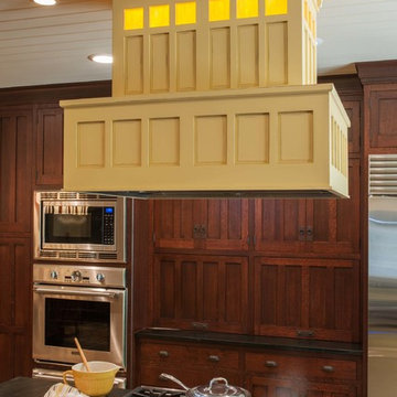 Arts & Crafts Kitchen with Craftsman Door Style