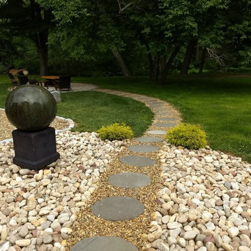 Bluestone Walkway and Circular Patio in Mansfield