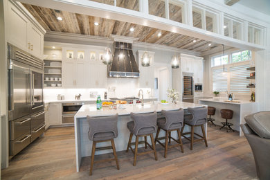 This is an example of a country kitchen in Atlanta.