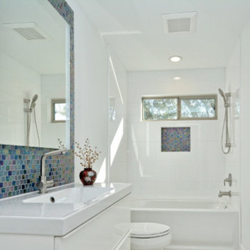 Secondary Bathrooms