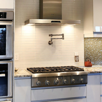 Modern High Gloss White Kitchen