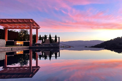 Morgan Hill Infinity Pool and Spa