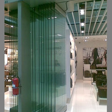 Slidding glass wall