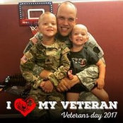 Lisa Domalski's photo