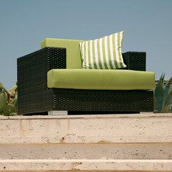 Barlow Tyrie - Outdoor Lounge Chairs