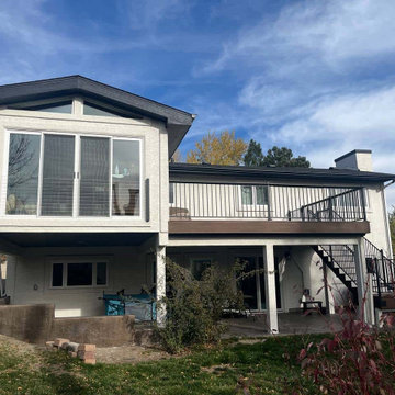 Elevated Sunroom and deck construction