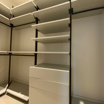 New Braunfels, Texas Walk in Closet Project