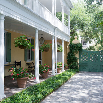 Charming Charleston Gardens