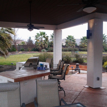 Outdoor Kitchen & Living Space Sacramento