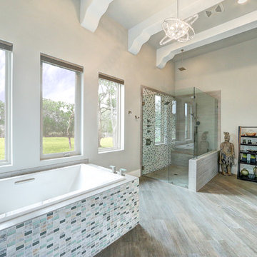 440 Menger Springs