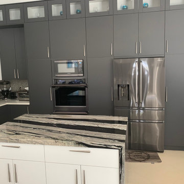 Finger Design Custom Kitchen Cabinetry
