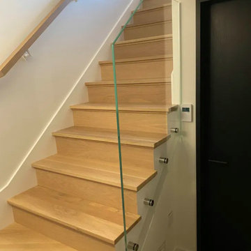 Minimalist Modern Stairs: White Steel, Glass & Light Wood