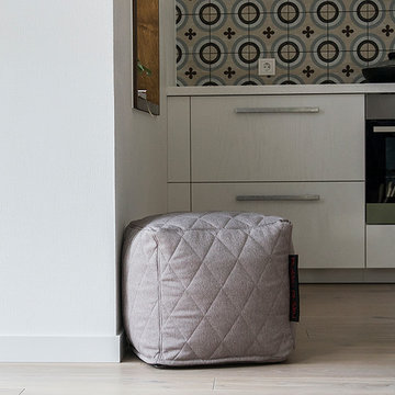 SITTING ROOM. THE APARTMENT THAT LIGHTENS YOU UP