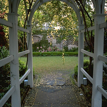 Historic Charleston Courtyard