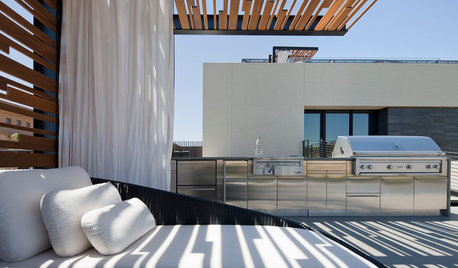 Houzz Tour: A Contemporary Home in Las Vegas That’s Perfect for a Party